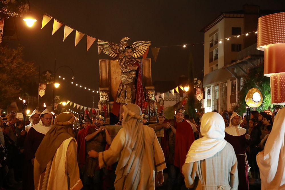 Procissão de Passos marca sexta-feira Santa em Gramado