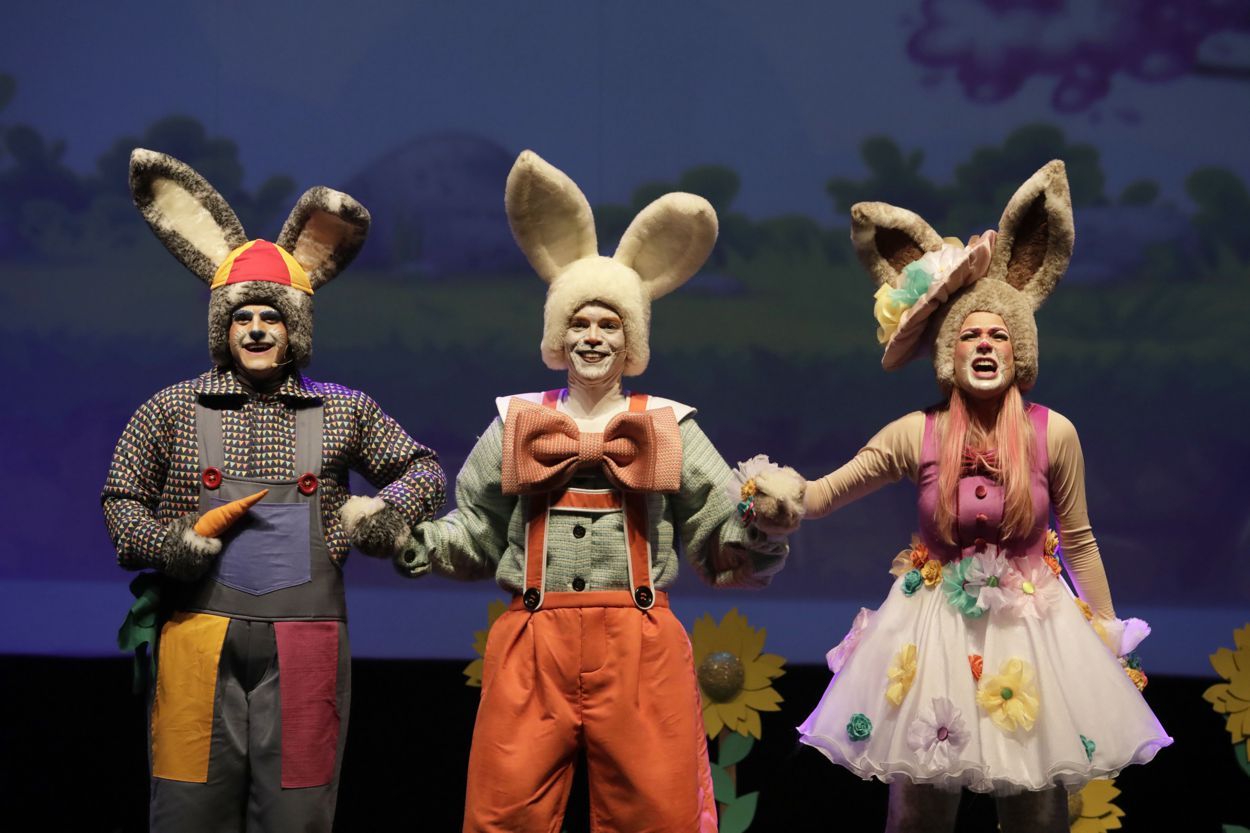 Espetáculo infantil tem mais dois dias de ação solidária na Páscoa em Gramado