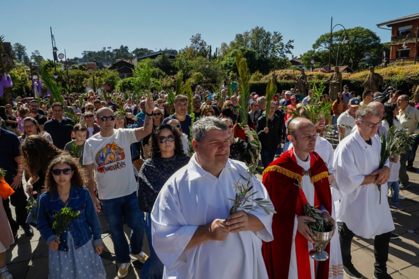 Procissão de Ramos abre as celebrações da Semana Santa