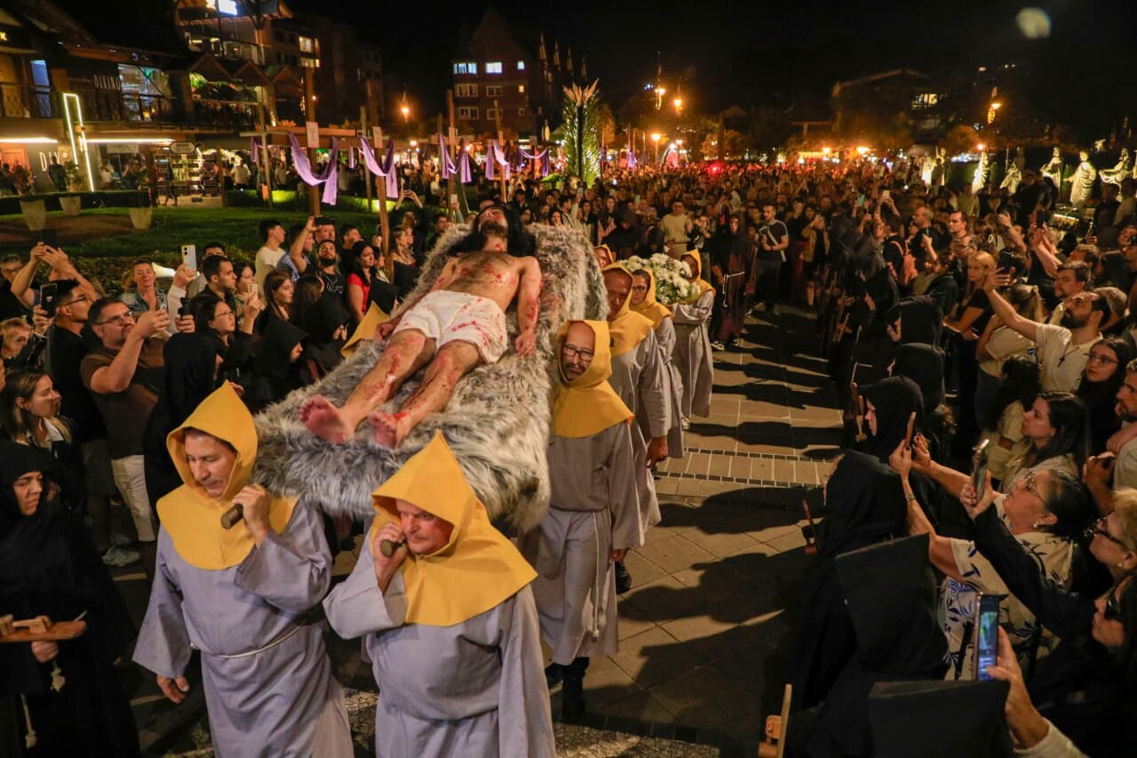 Procissão dos Passos promove reflexão sobre significado da Páscoa