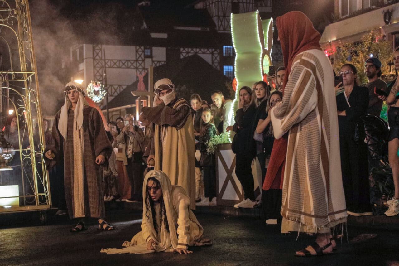 Procissão dos Passos marca Sexta-feira Santa com fé e reflexão